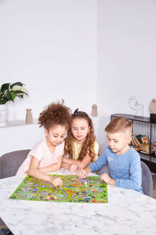 Board Game Walk - Little Pedestrians