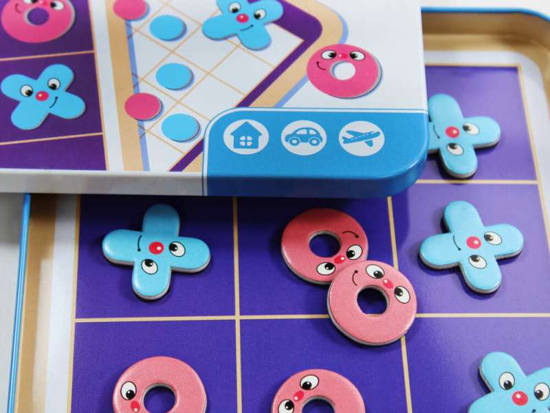Magnetic Game - Who is First. Tic-Tac-Toe