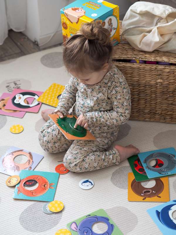 Puzzle-Sorter. Mom and Baby. Developmental Cards
