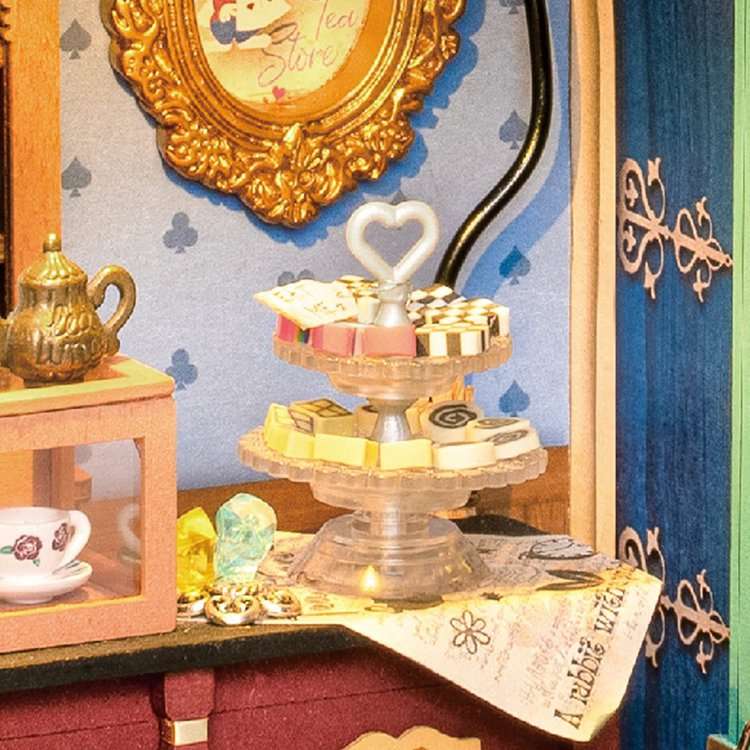 3D Foldable Miniature ROBOTIME Alice Tea Store