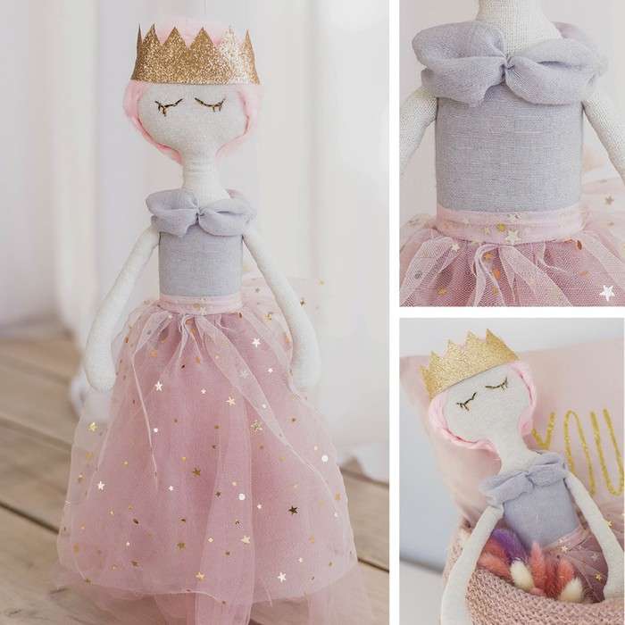 Interior Doll Ennie, sewing kit, 18 × 22.5 × 2 cm