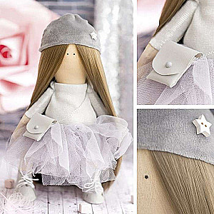 Interior Doll Patty, sewing kit, 15.6 × 22.4 × 5.2 cm
