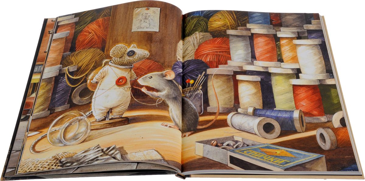 Armstrong. The Incredible Journey of a Mouse to the Moon