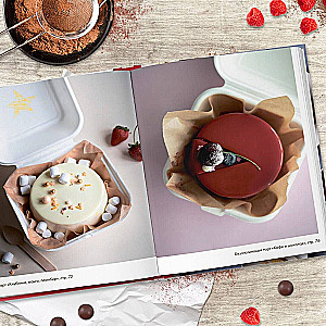 Bento cakes. Sponge, mousse, and classic cakes in mini format