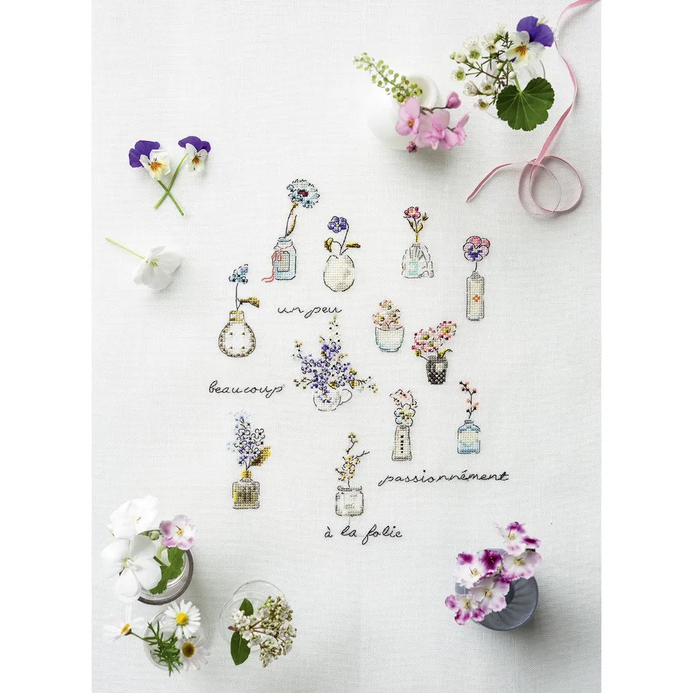 French Cross Stitch. Floral Fantasies by Hélène Le Berre.