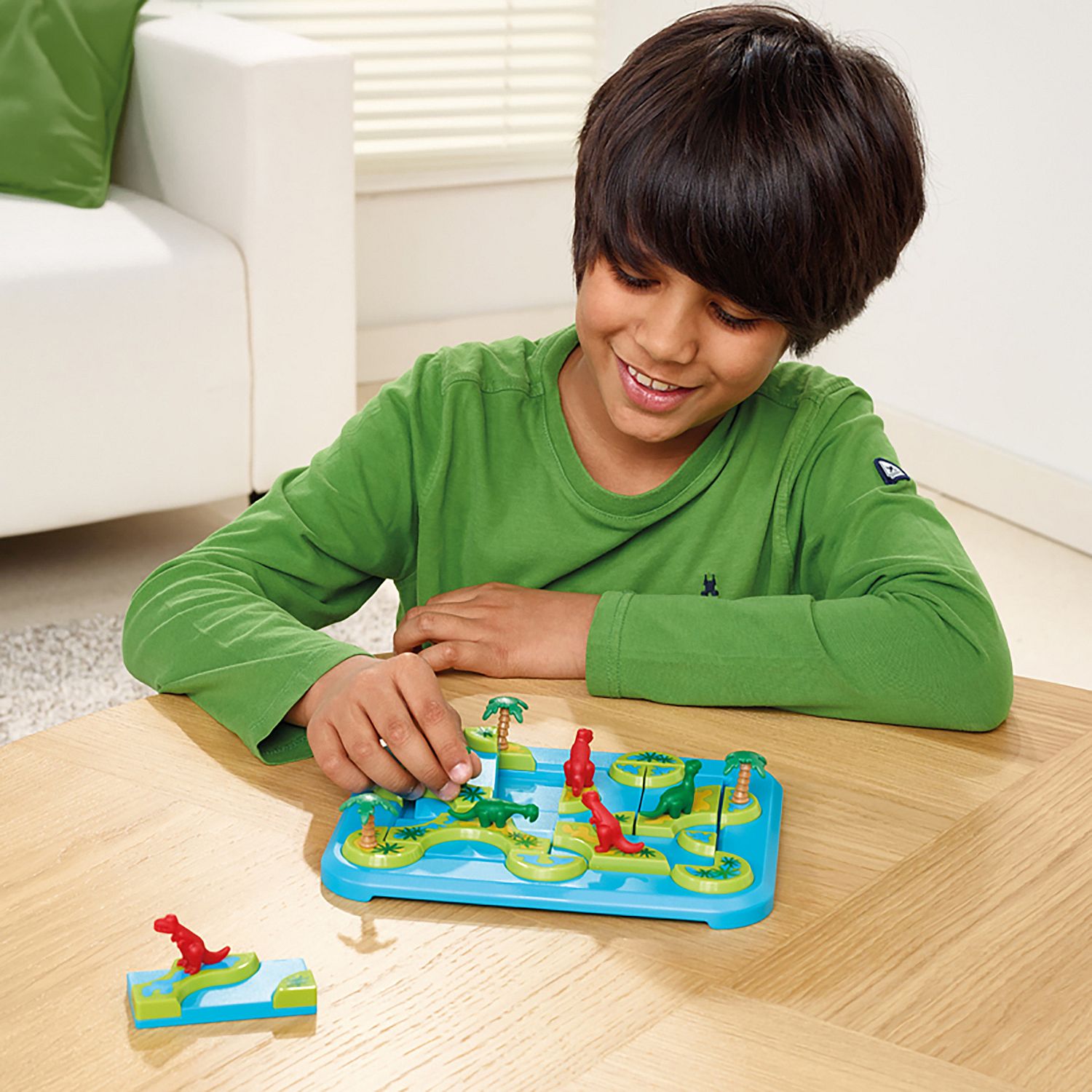 Logical Game Dinosaurs. Mysterious Islands