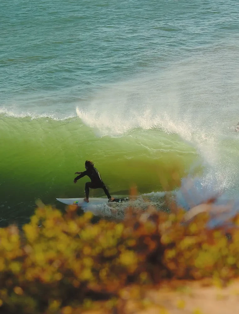 Find Your Wave. Life, People, Travel, Surfing