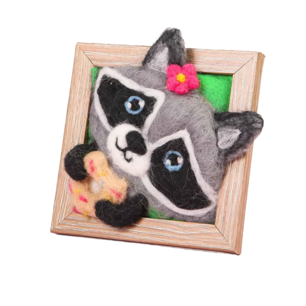 Creative Kit - 3D Painting with Wool. Raccoon