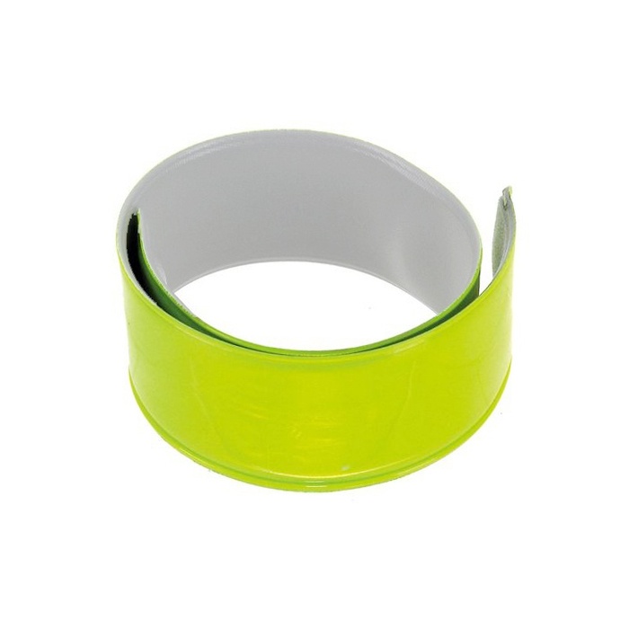 Gaismas atstarojošā lente