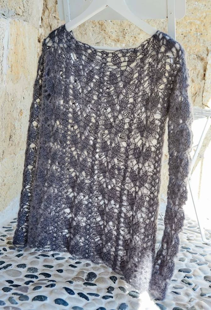 Gentle Openworks. Shawls, Pullovers and Accessories