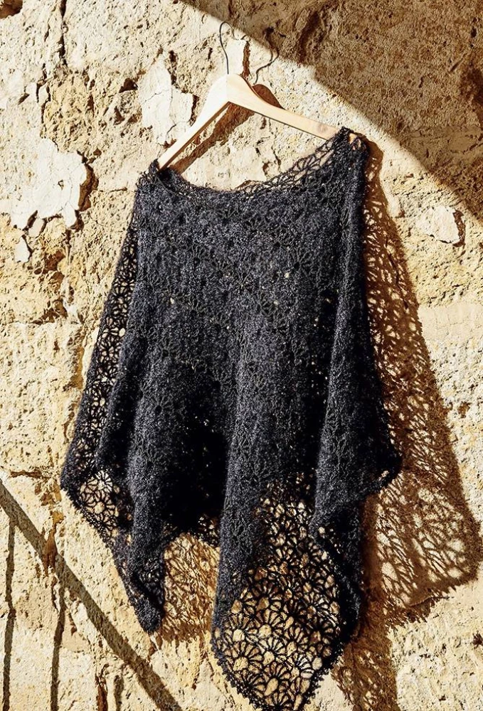 Gentle Openworks. Shawls, Pullovers and Accessories