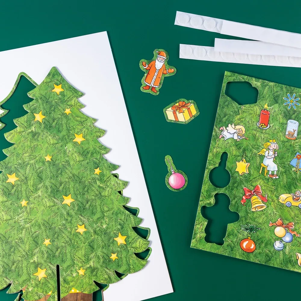 Dressing the Christmas Tree with Connie and Jacob. A New Year Game for Toddlers