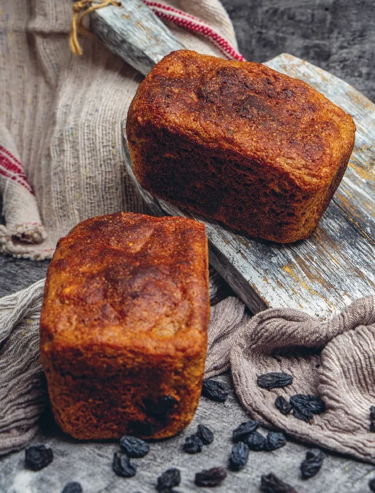 Gluten-Free Baking. Traditional Recipes with a Vegan Option: from Bread and Pies to Gingerbread Cookies and Easter Bread