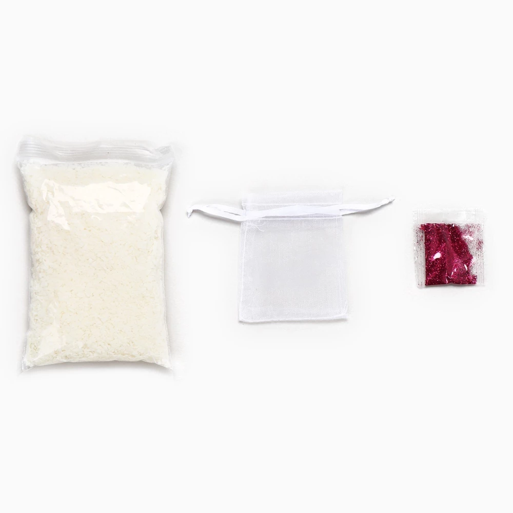 Homemade Aromasachet. Kit for creating an aromatic figure from soy wax - Hearts with glitter