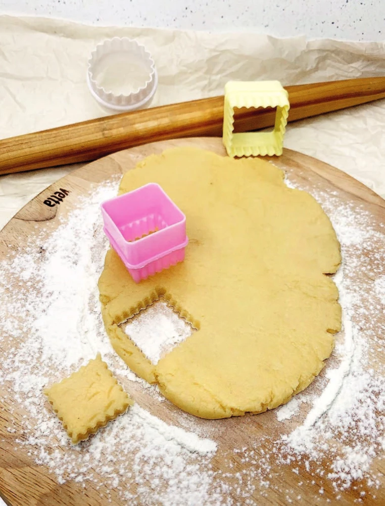Hits of Family Celebrations. Favorite Pastries and Desserts of Our Childhood