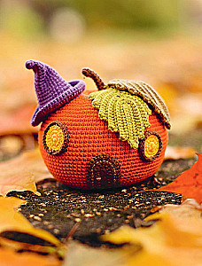 Magiczne domki na szydełku. Ekskluzywne zabawki dla dzieci i dorosłych. Projekt amigurumi