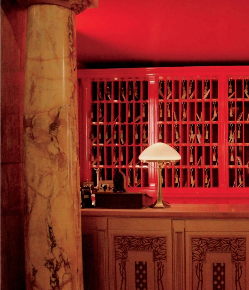 Grand Budapest hotell. Illustreeritud lugu melanhoolsest komöödiast kadunud maailmast