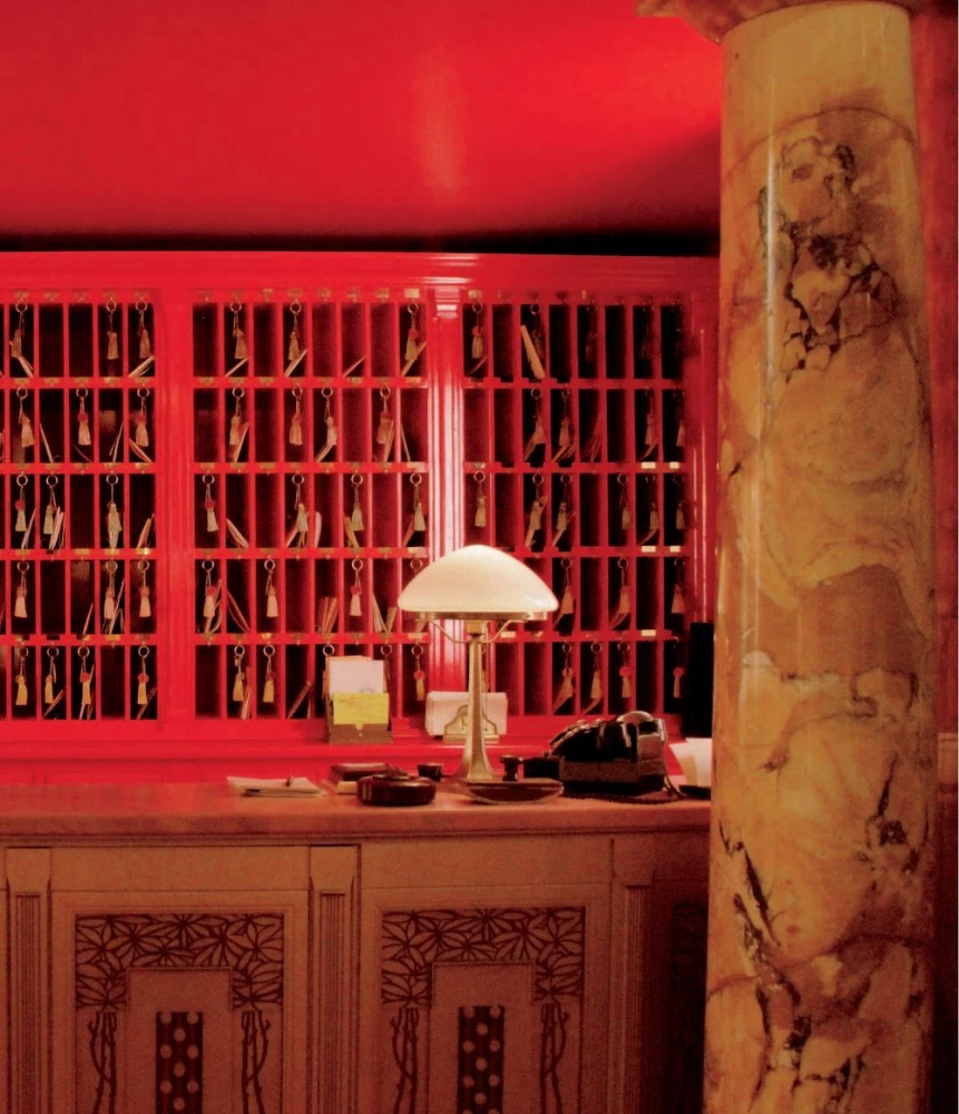 Grand Budapest hotell. Illustreeritud lugu melanhoolsest komöödiast kadunud maailmast
